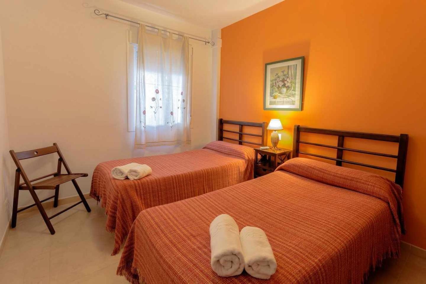 Apartamento Chimenea Playa - 2 Dormitorios Y Terraza Нерха Екстериор снимка